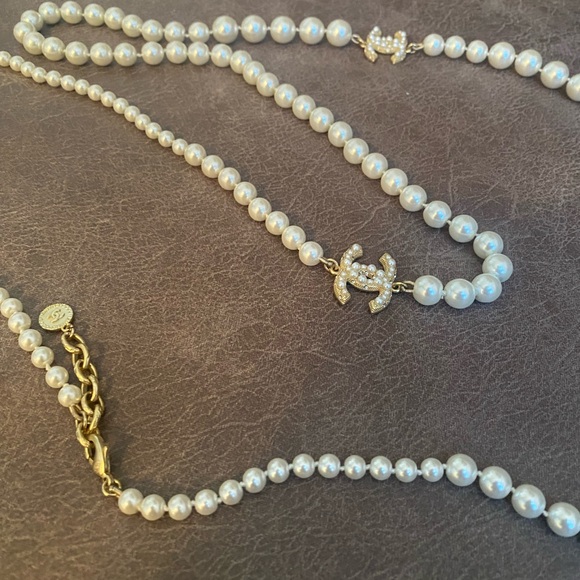 Rare CHANEL Necklace Pearl CC 100th Anniversary 44cm Gold Tone - Picture 6 of 9